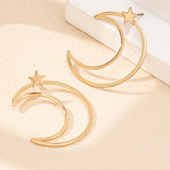 Elegant Gold Sun Stars Hoop Drop Earrings - Picture 5 of 5